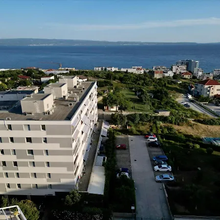 Sea View *
