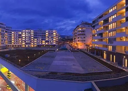 Sea View Apartment *